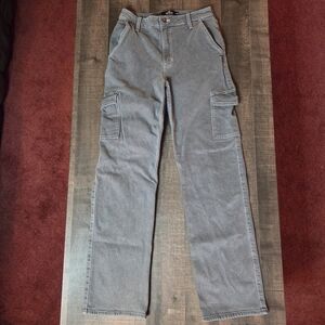 26x31 (Size 2) Women's Hollister Gray Cargo Ultra High-Rise Dad Jeans EUC
